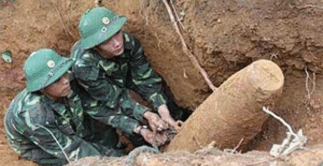 Article published on the VietnamNet website | Mine clearance needs both domestic, international resources
